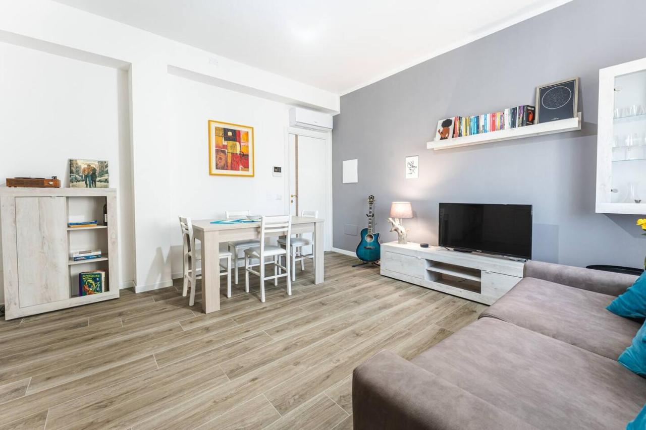 Sera Suite Cagliari Esterno foto